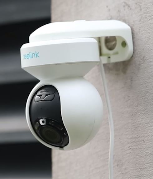 E1 OUTDOOR 